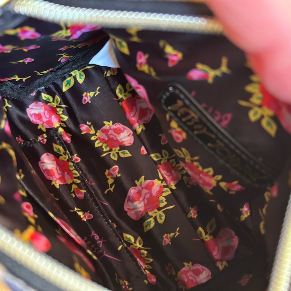 Betsy Johnson Leopard Print purse - Picture 5 of 7